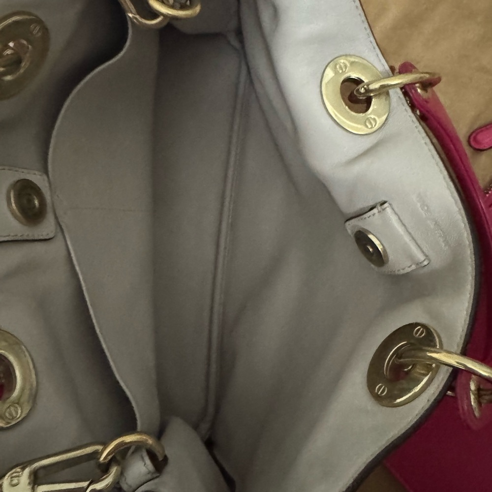 Christian Dior Medium Diorissimo Pink Tote bag w/ Pouch - Picture 5 of 7